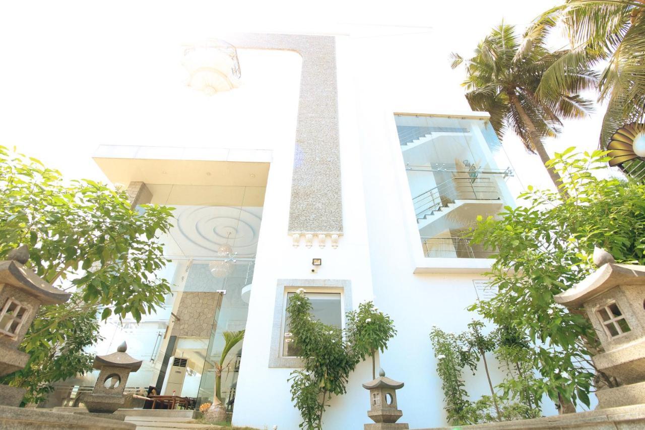 White Pearl Residency Hotel Pondicherry Exterior foto