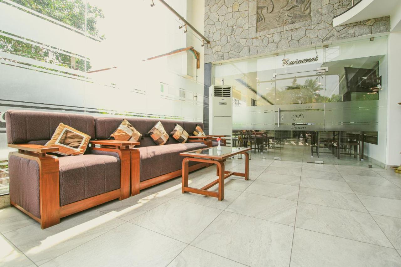 White Pearl Residency Hotel Pondicherry Exterior foto