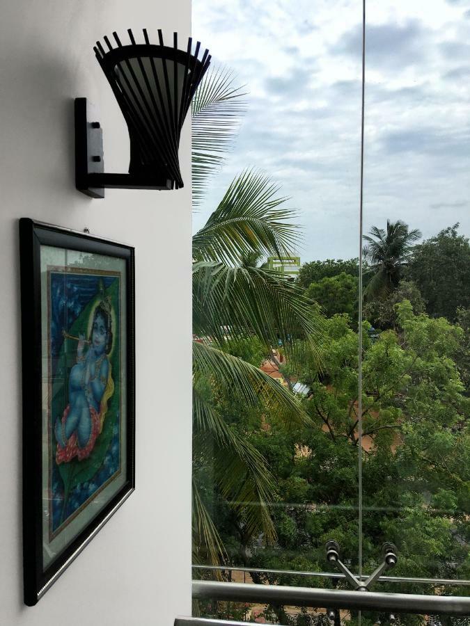 White Pearl Residency Hotel Pondicherry Exterior foto
